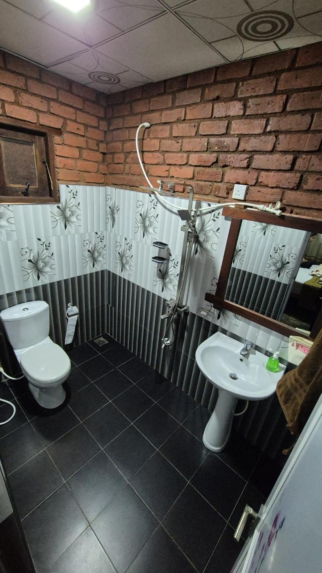 Apurvi Homestay Элла Номер фото