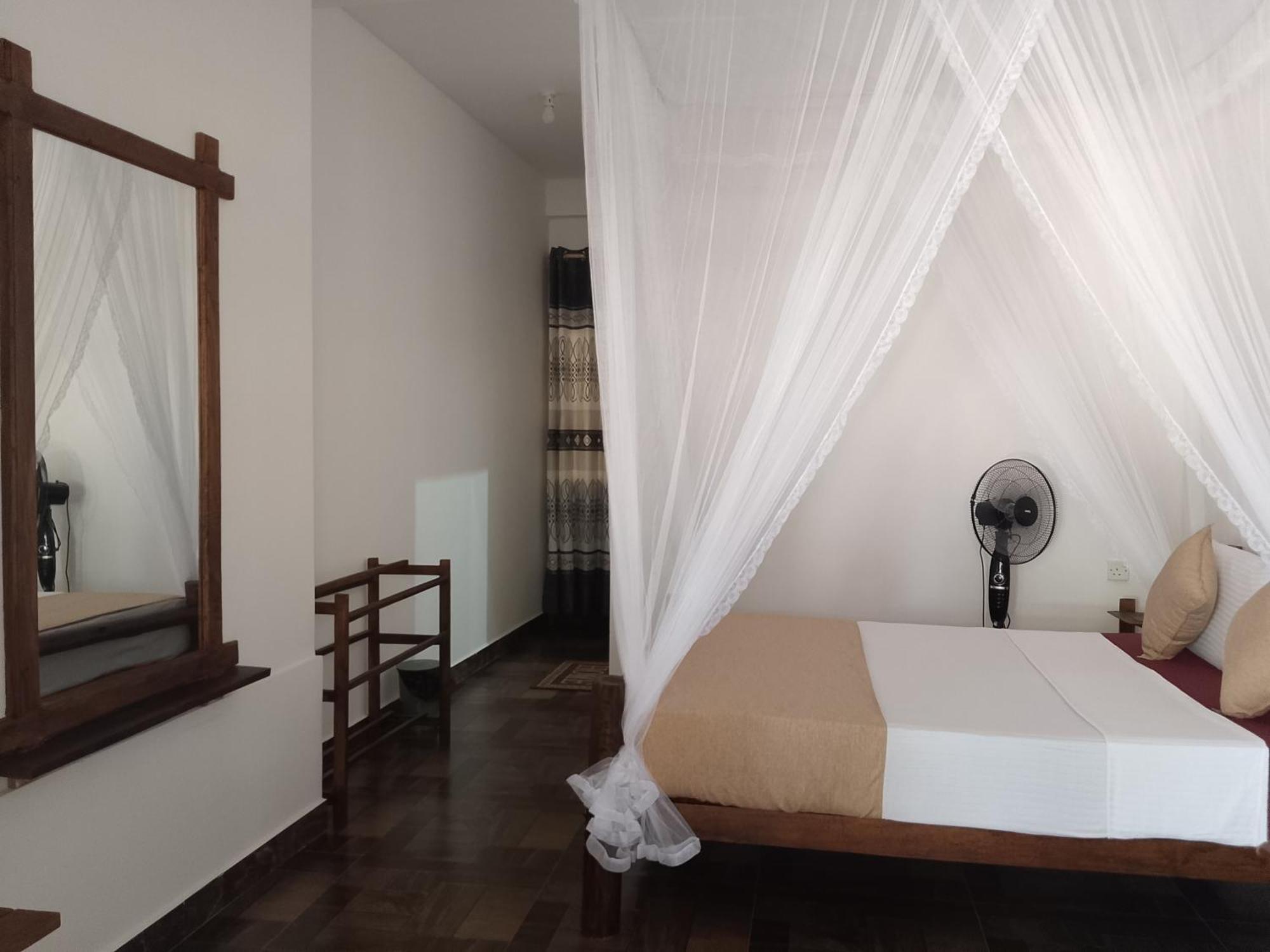 Apurvi Homestay Элла Экстерьер фото