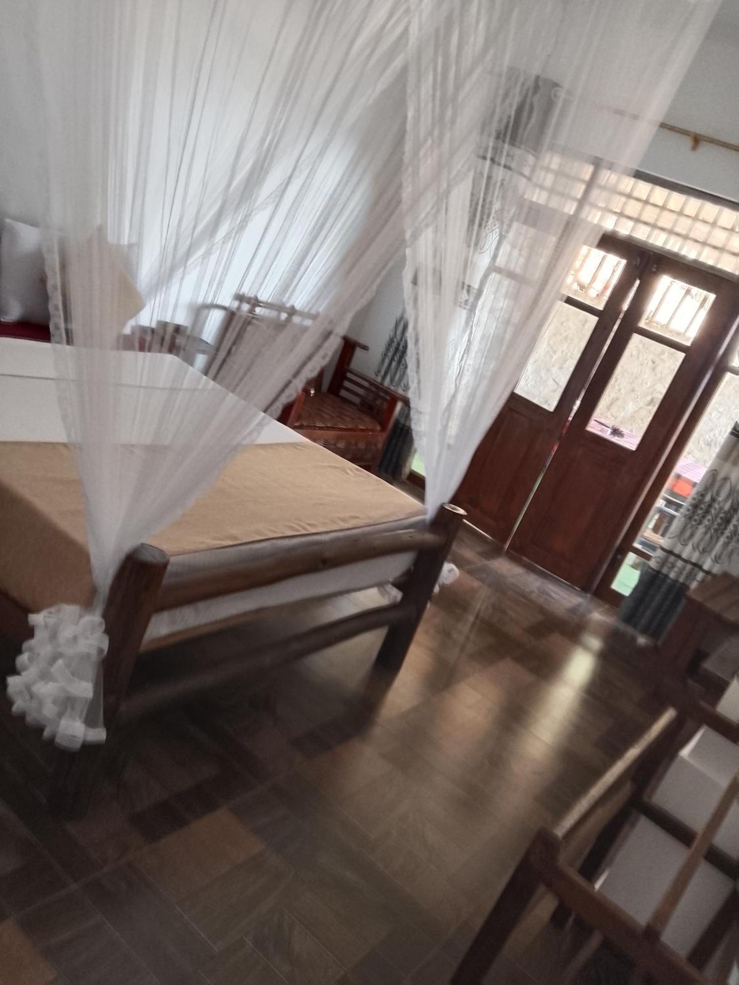 Apurvi Homestay Элла Экстерьер фото